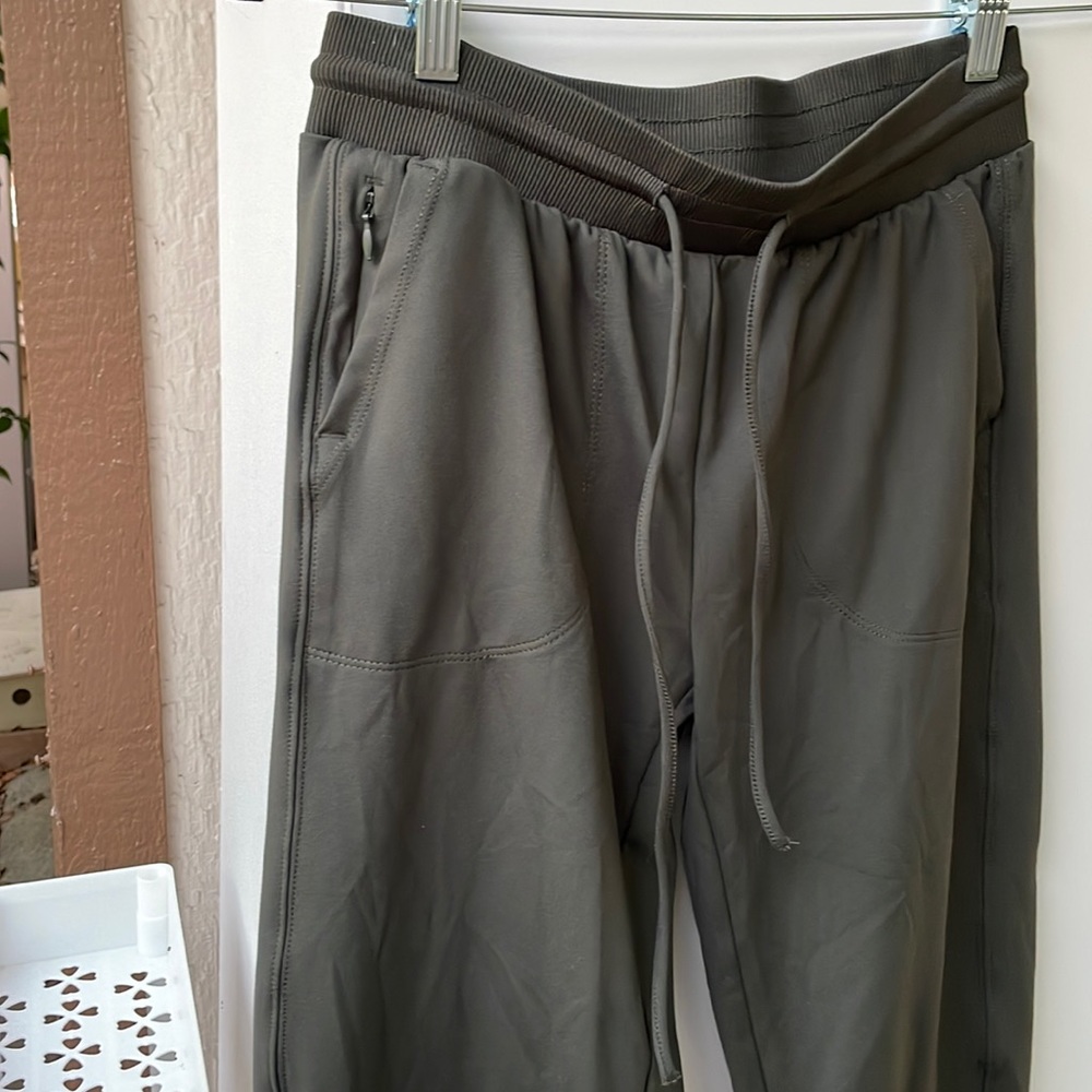 New Rachel Zoe olive green pants